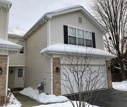 Building Photo - 2441 Stoughton Cir