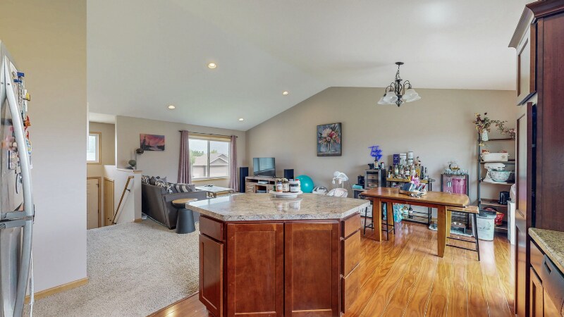Building Photo - 4024 Stone Point Dr NE