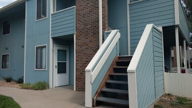 Building Photo - 1425 Bacchus Dr