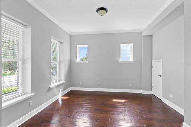 Building Photo - 8631 Laureate Blvd