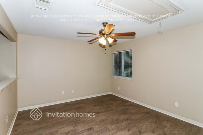 Building Photo - 11727 Standing Pine Ln