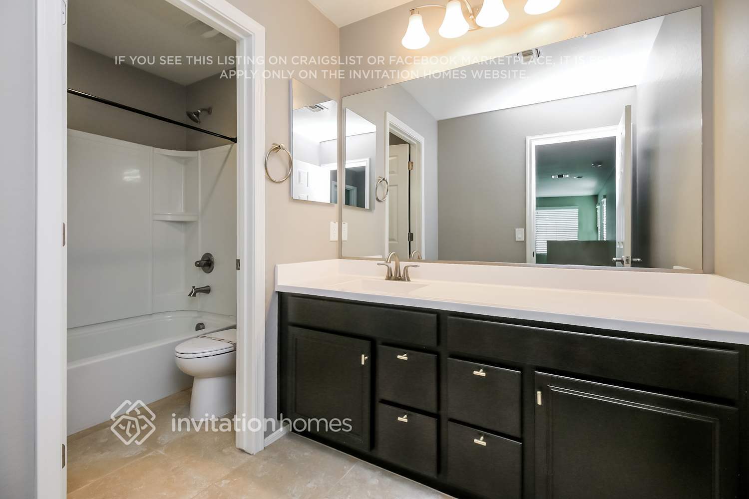 Building Photo - 5722 E Butte St