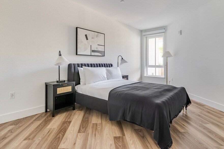 Building Photo - 85 Cleaveland Rd