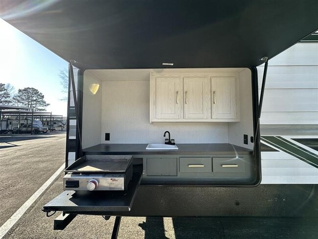 Building Photo - 17750 Hwy 155 S