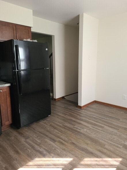 Main Level: Kitchen - 217 S Water St