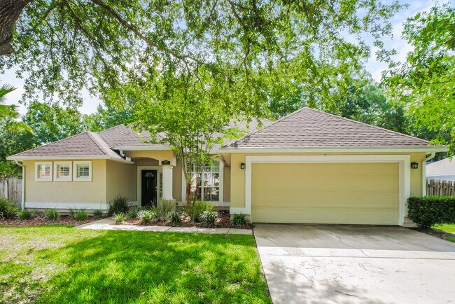 Building Photo - 11867 Magnolia Falls Dr