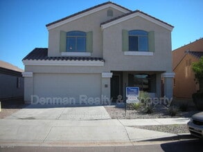 Building Photo - 5725 S 32nd Ln