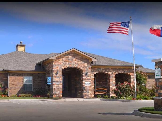 Building Photo - Hampton Villages