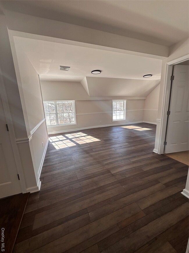 Building Photo - 50 South St