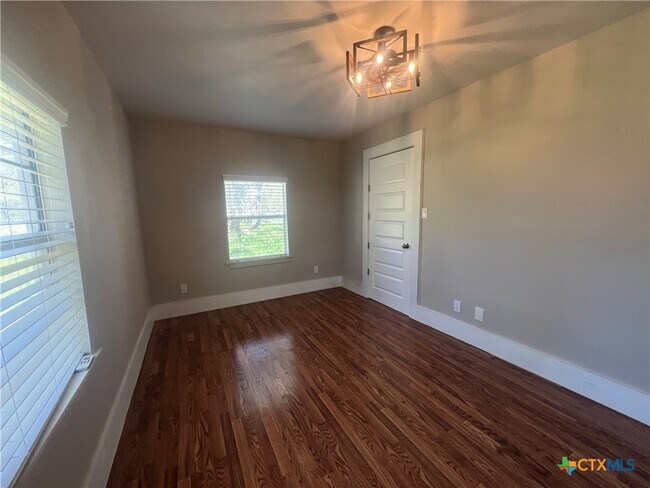 Building Photo - 16862 FM306