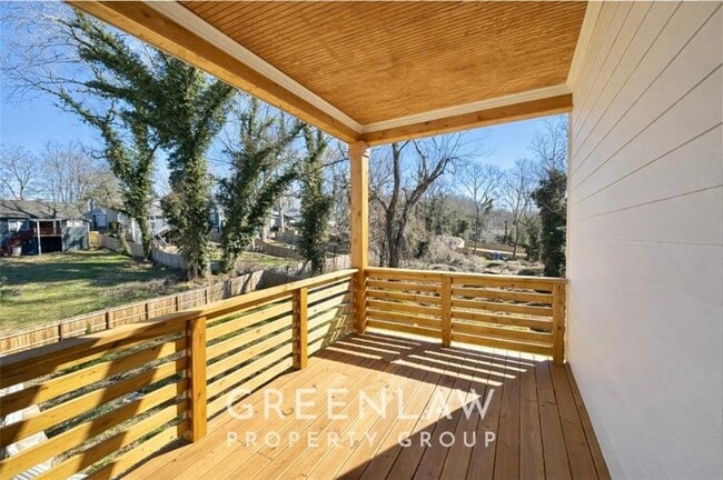 Building Photo - 830 Gaston St SW