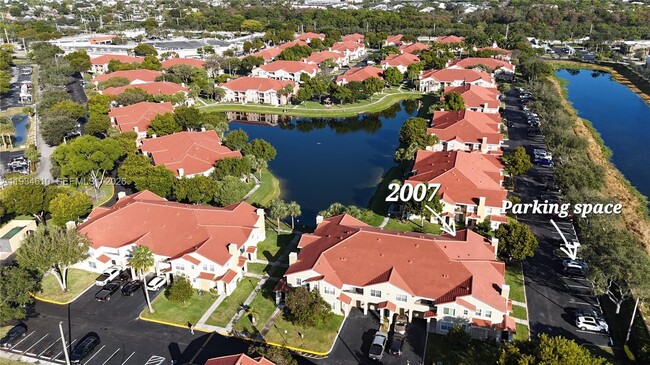 Building Photo - 2007 Belmont Ln