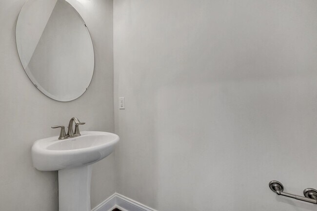 Building Photo - New Construction 4BR Home in Guyton Station – Spacious & Modern Living