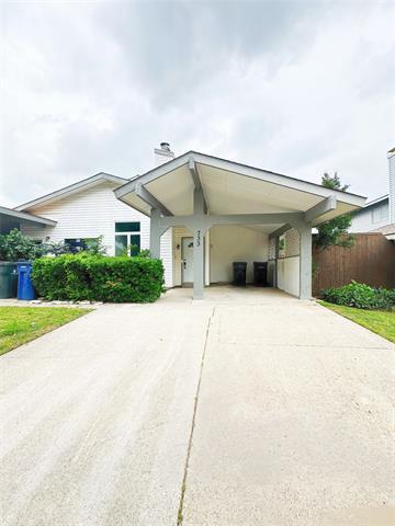 Building Photo - 733 Ticonderoga Dr