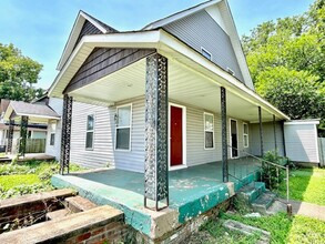 Building Photo - 3512 SW Triana Blvd