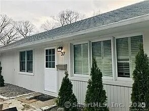 Building Photo - 37 Tarinelli Cir