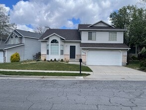 Building Photo - 2143 Powderkeg Dr