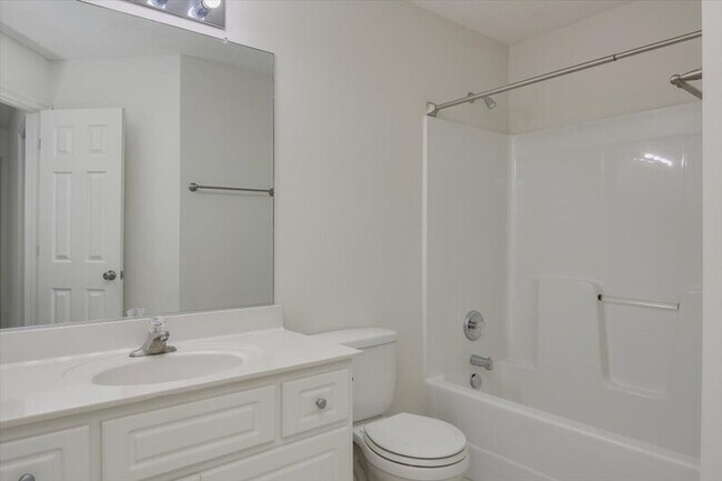 Building Photo - 968 Cammaron Way