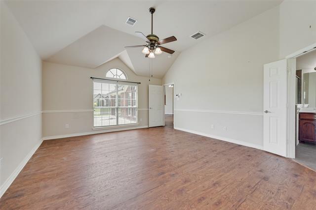 Building Photo - 10044 Dorsett Dr