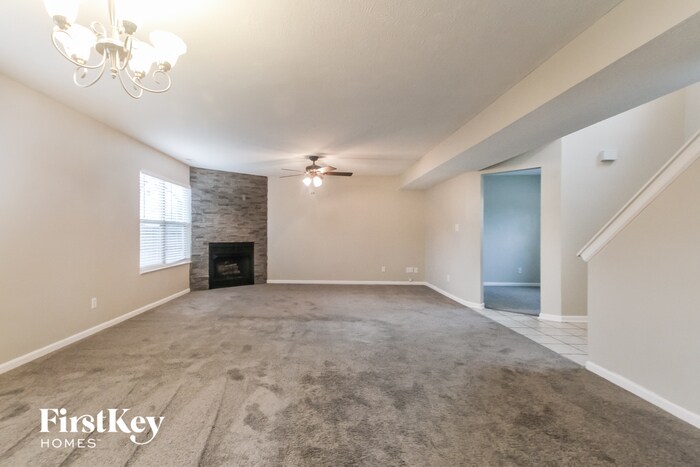 Building Photo - 757 Kingston Cir