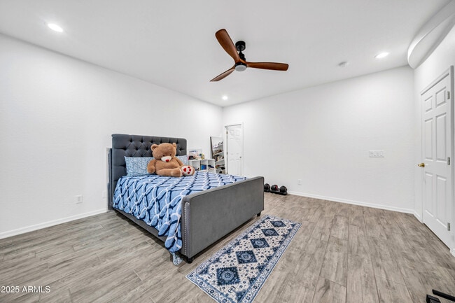 Building Photo - 7149 W Avenida Del Sol
