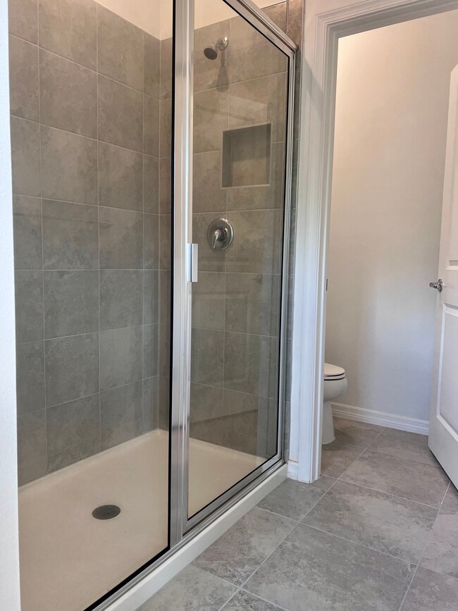 Building Photo - 6125 Planta Ln