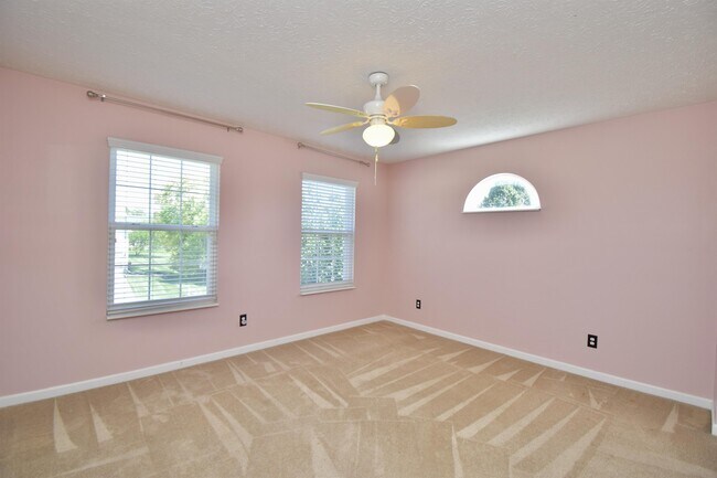 Building Photo - 5167 Elm Leaf Trail