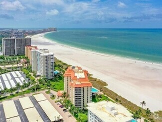 Building Photo - 180 Seaview Ct
