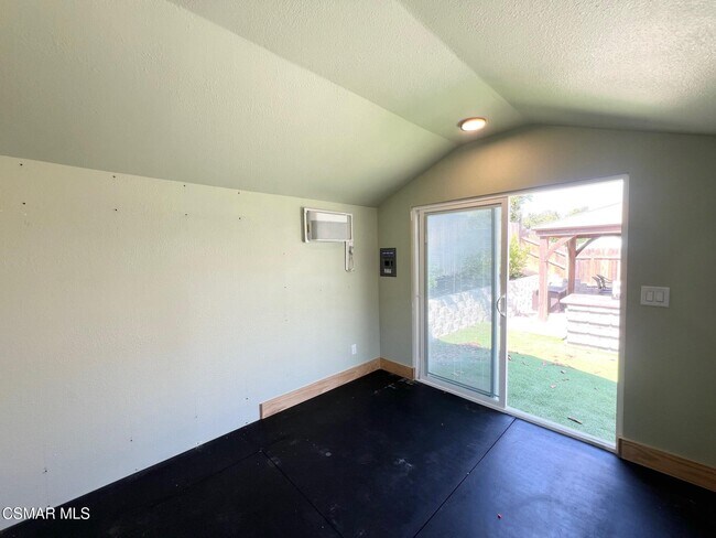Building Photo - 5346 Cherry Ridge Dr