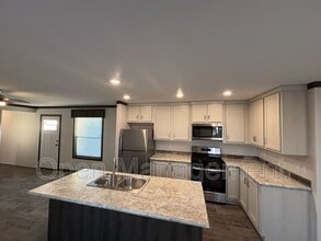 Building Photo - 4005 4005 19th St NE