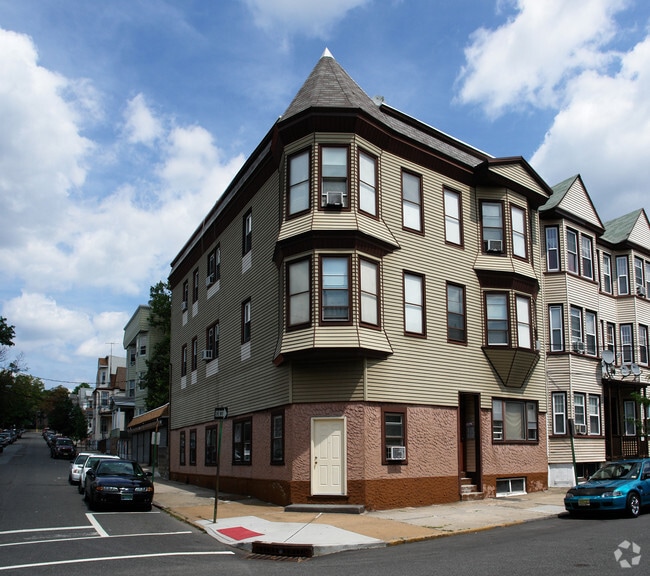 137 Johnston Ave 137 Johnston Ave Kearny NJ 07032 Apartment Finder