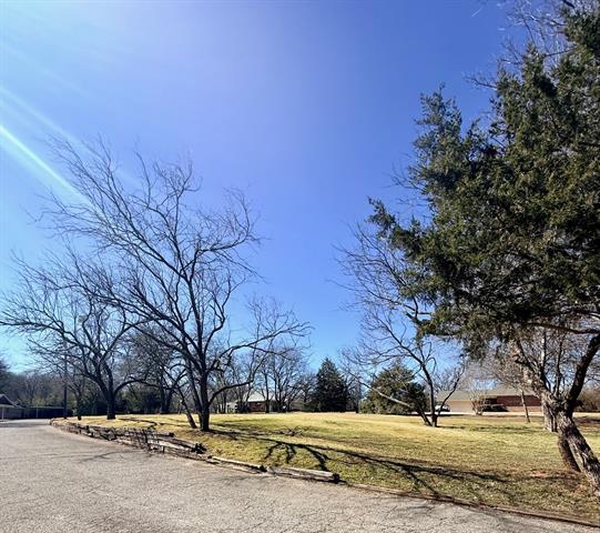 Building Photo - 946 E 3rd St