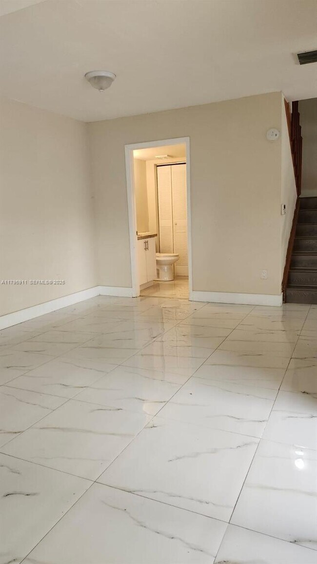 Building Photo - 14293 SW 94th Cir Ln