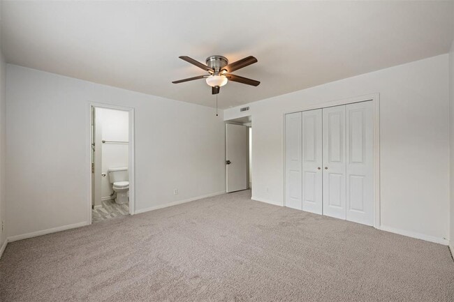 Building Photo - 6107 Bullard Dr