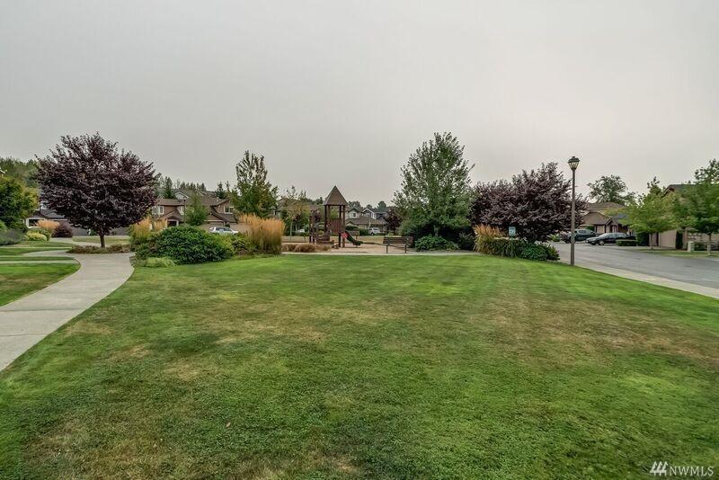 Building Photo - 351 Tremont Ave