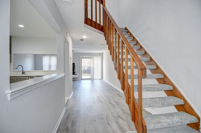 Building Photo - FOR RENT - KEMPSVILLE AREA, VIRGINIA BEACH!