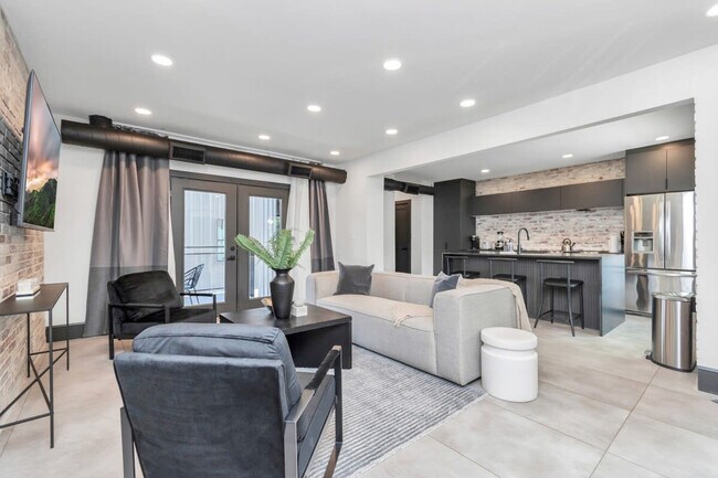 Building Photo - 2683 Blodgett St