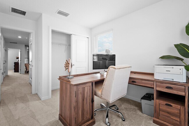 Building Photo - Beautifull Furnished Townhome - Nokomis - ...