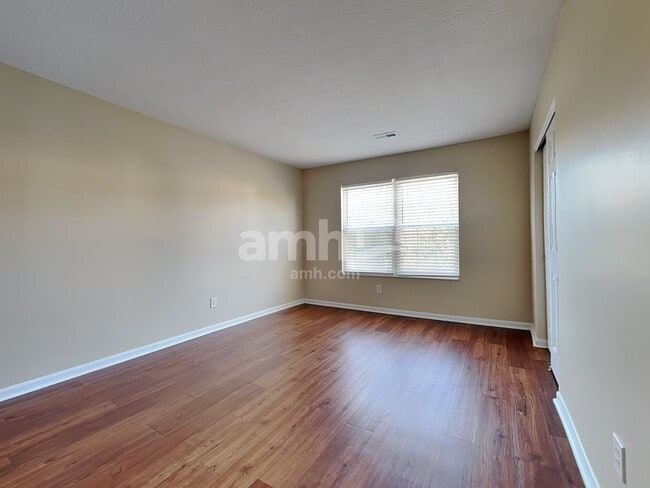 Building Photo - 132 Hitching Post Pl