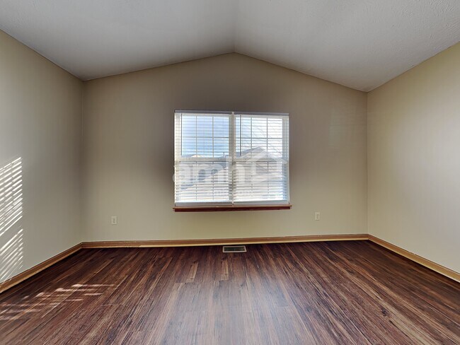 Building Photo - 6676 Wimbledon Drive