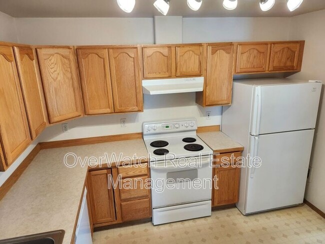 Building Photo - 4041 Lunar Dr