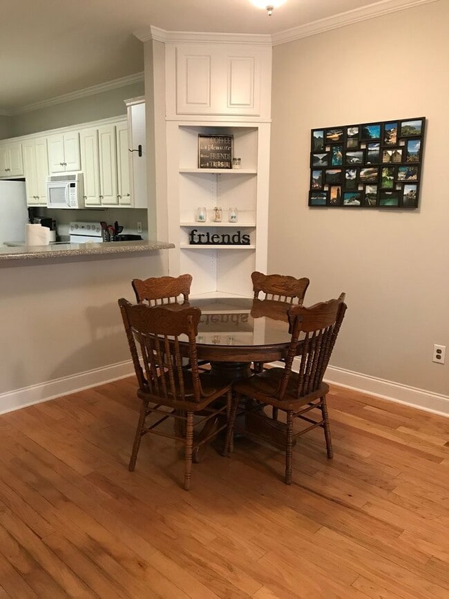 Building Photo - Stones Creek Townhome Condo!