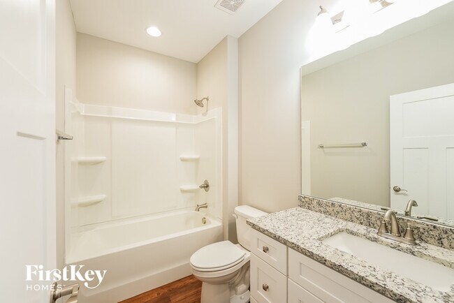 Building Photo - 7681 Cloverdell Dr