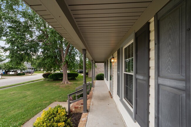 Building Photo - 435 Currituck Dr