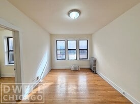 Building Photo - 1540 N Kedzie Ave