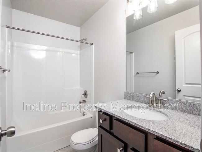 Building Photo - 16297 S Truss Dr