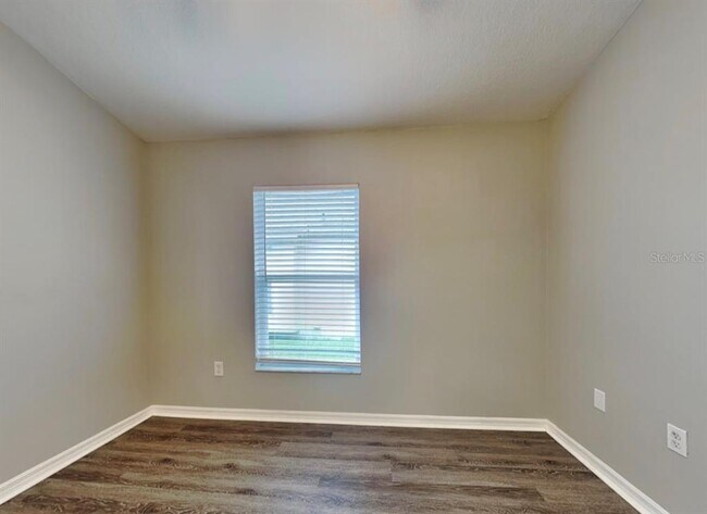 Building Photo - 1629 Maximilian Dr