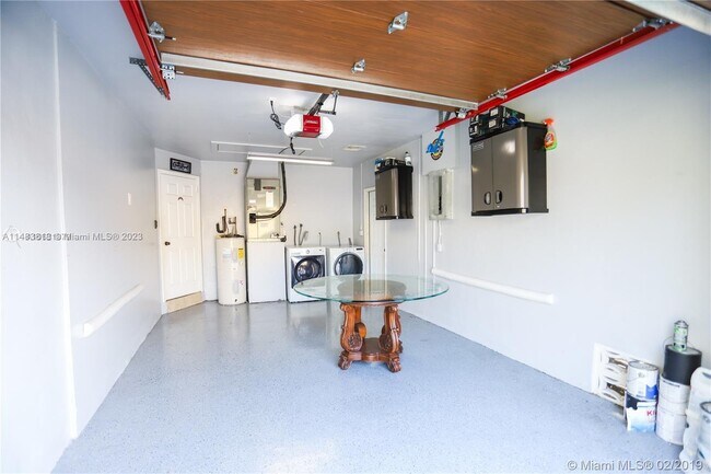 Building Photo - 9806 SW 57th St