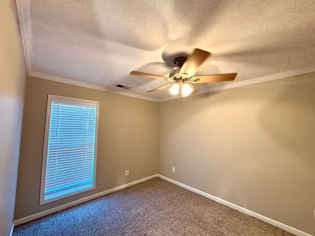 Building Photo - 23 Hulsey Cove