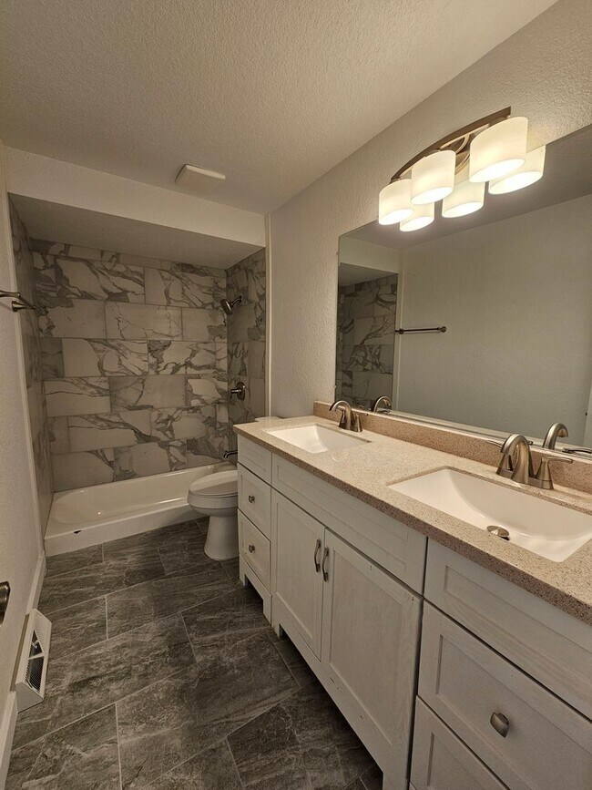 Building Photo - Take advantage of our limited-time offer: ...